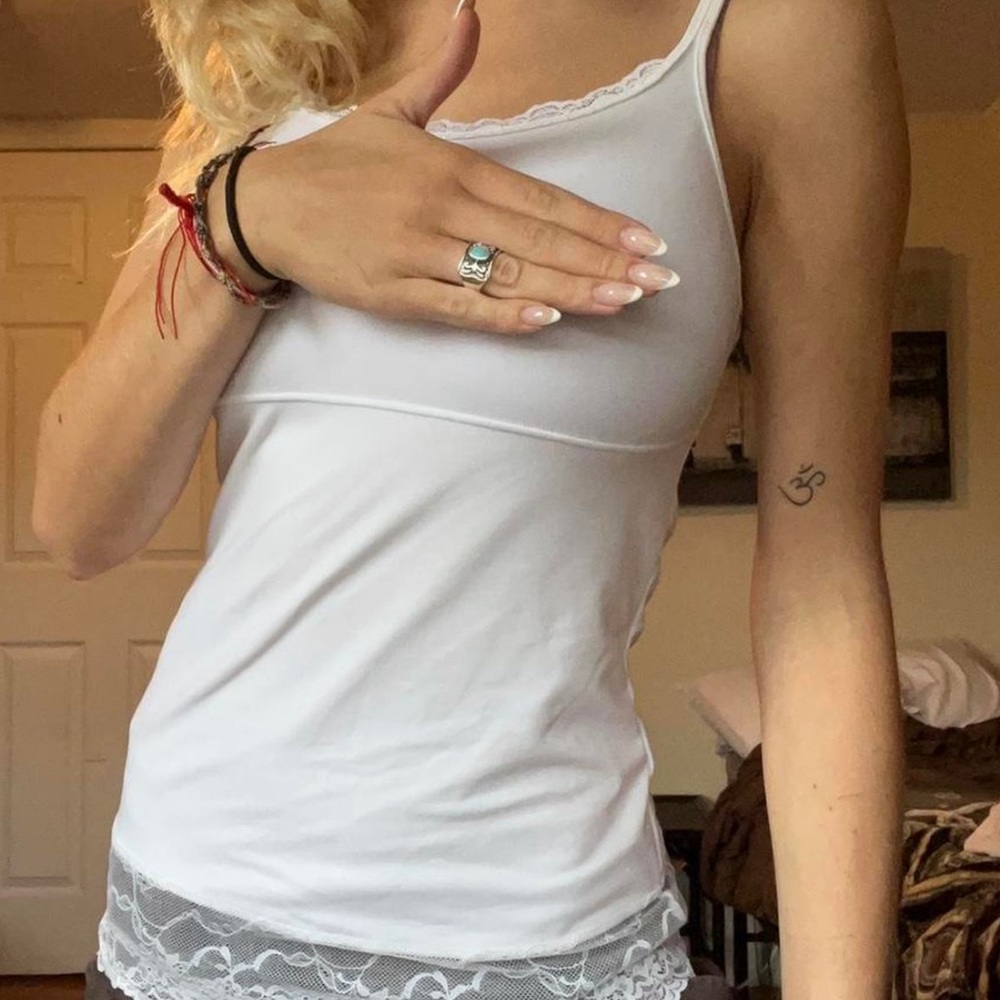 White Tank Top with Lace Detailing! Size Large, brand is “Flexees”!